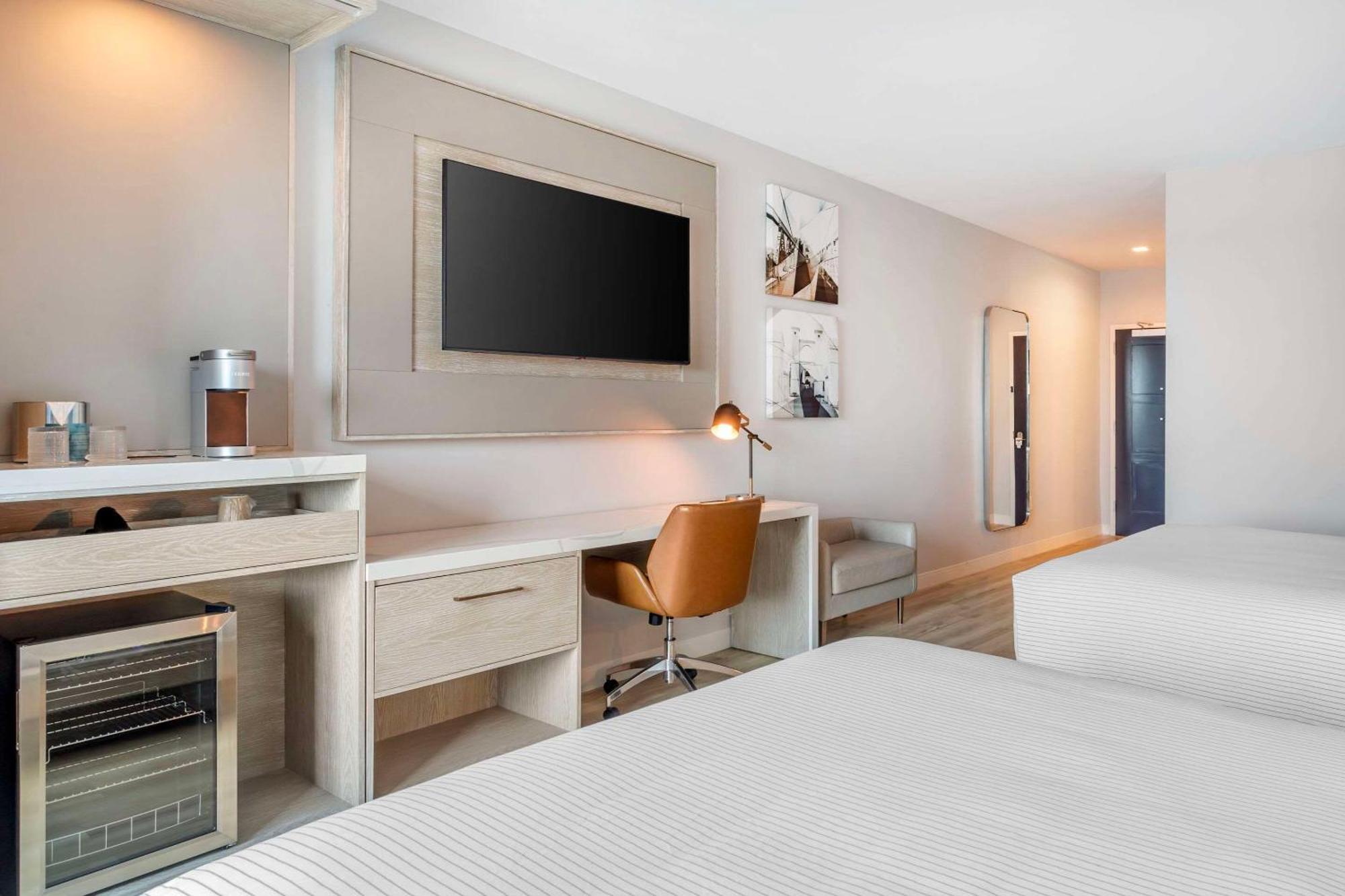 Cambria Hotel Waco University Riverfront Ngoại thất bức ảnh